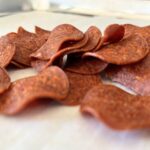 close-up-of-papperoni-chips-from-the-side